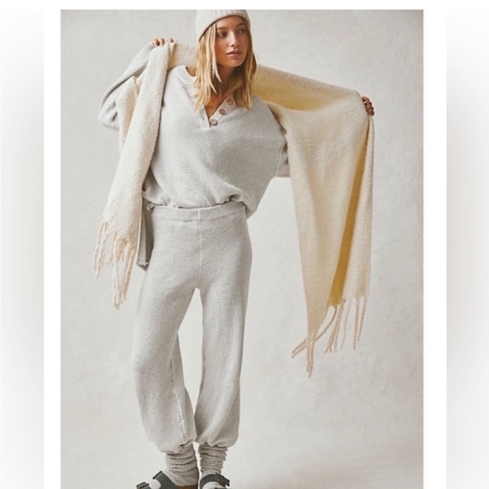 Free people Hailee sweater set, Size M, heather gray!